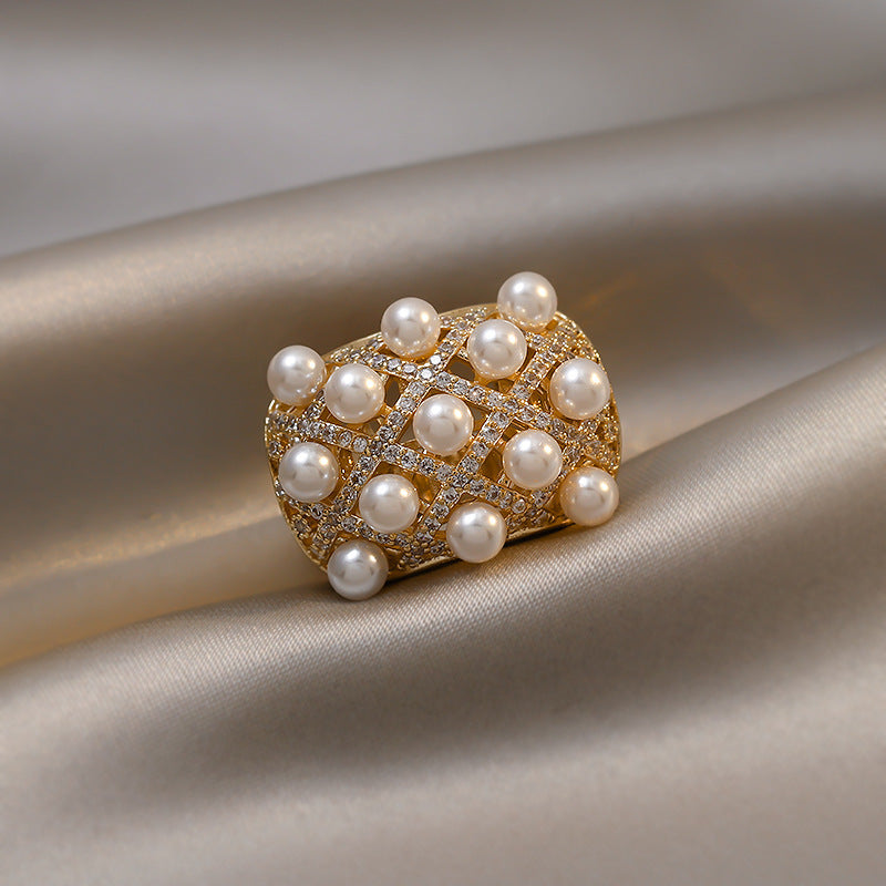 Copper Zircon Pearl Niche Design Ring Personalized And Exaggerated