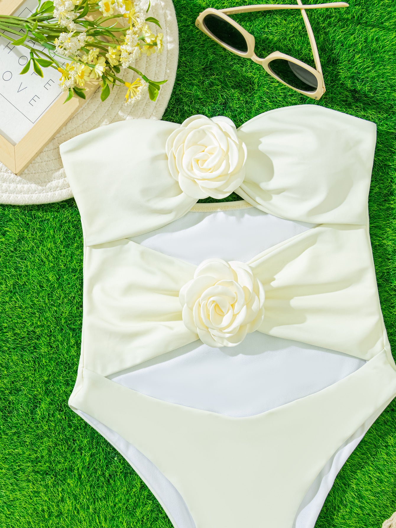 Three-dimensional Flower Women's One-piece Swimming Suit