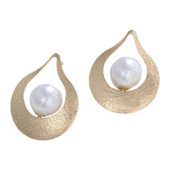 Exaggerated Large Pearl Earrings Female Special-interest Design