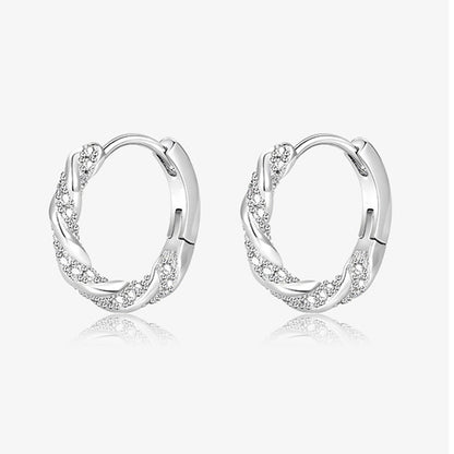 Diamond-embedded Mobius Ear Clip Women's Simple Twisted
