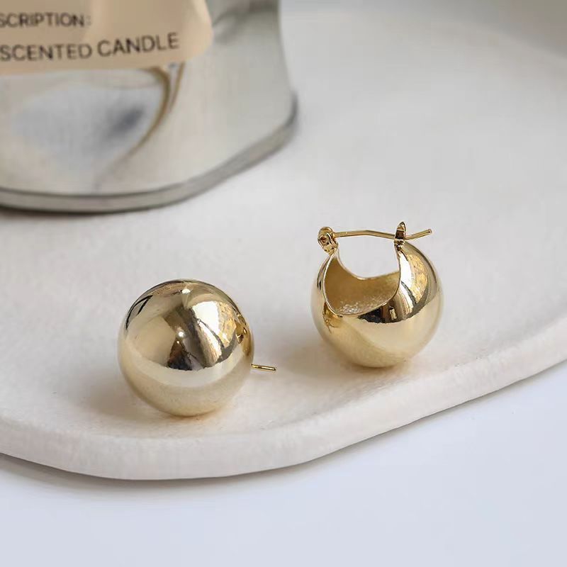 Women's Metal Ball Stud Simple Earrings