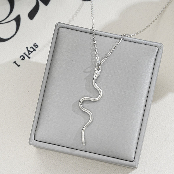 Stylish Graceful Simple Rose Gold Snake Pendant Necklace