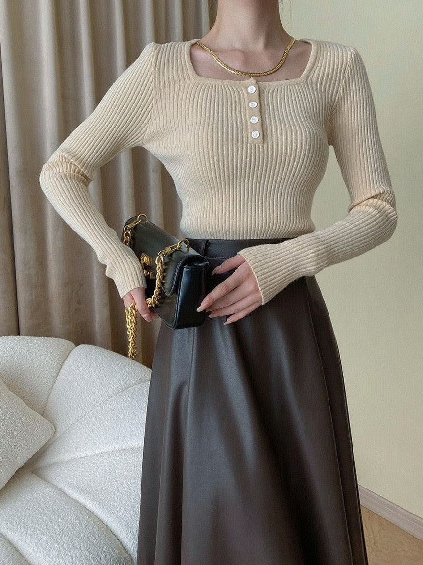 Inner Square Collar White Design Long Sleeve Knitted Sweater