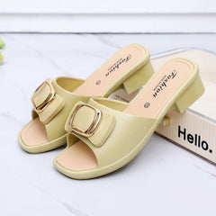 High Heel Slippers Women's 2024 Summer Slippers Korean Style Internet Celebrity Buckle Chunky Heel Lady Mom Slippers Outdoor Beach Shoes