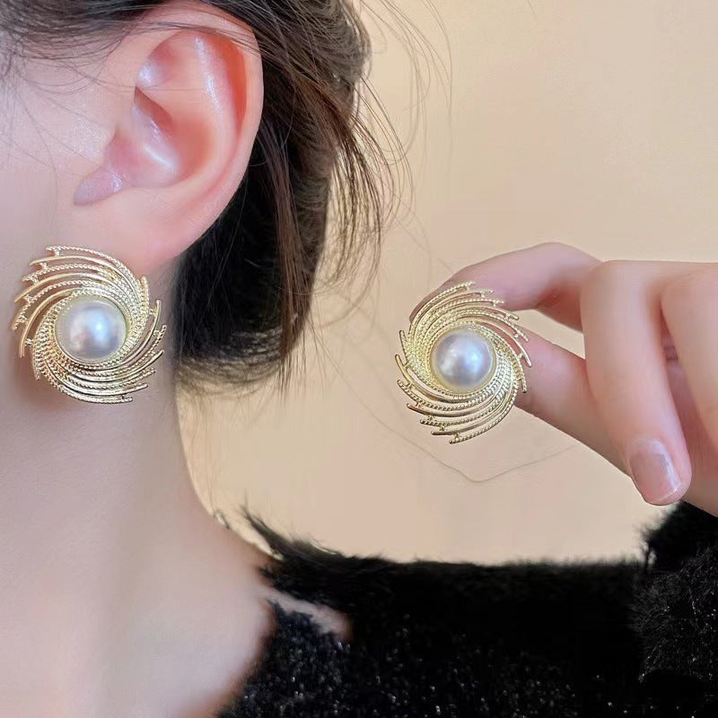 Exaggerated High-grade Pearl Elegant Vintage Earrings