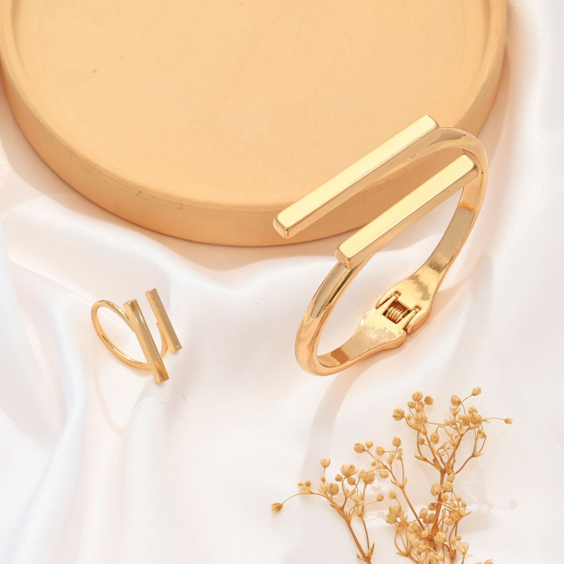 Metal Geometry Square Opening Adjustable Women's Bracelet Ring Jewelry Suit