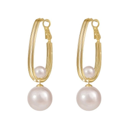 Elegant High-grade Pearl New Studs