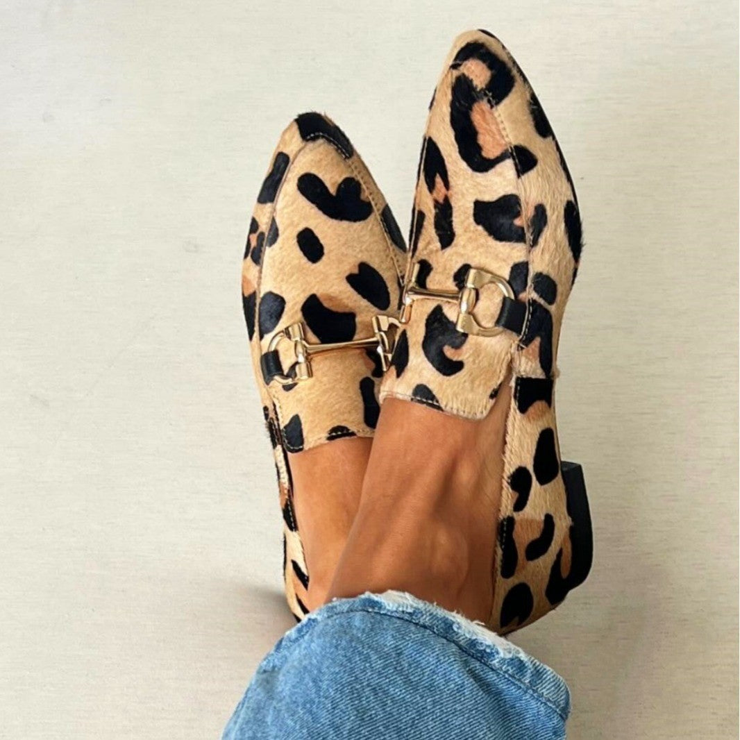 Pointed Toe Shallow Mouth Leopard Print Casual Pumps